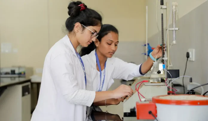 Bihar SHS Lab Technician Vacancy 2025 Out, Notification and Online Form for 1075 Posts